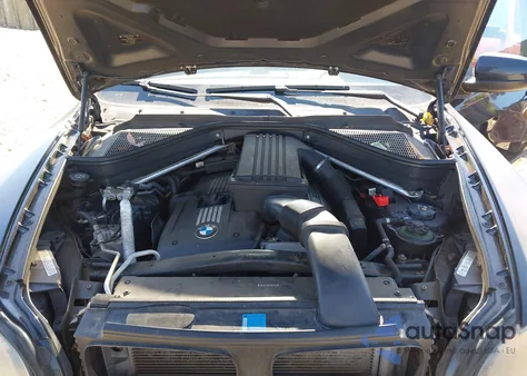 2008 BMW X5 3.0Si из США, поврежденный, VIN 5UXFE43588L031841